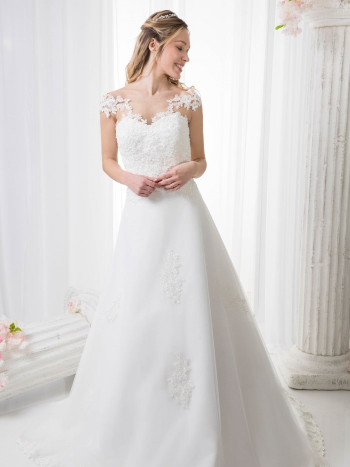 Abiti da sposa - Collezione Claudia  - C479